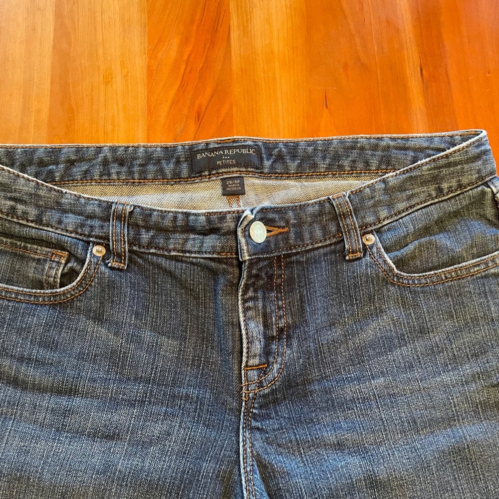 Banana Republic - boot cut jeans - 29/8Petite - Picture 3 of 4